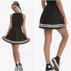 Hot Topic Black Pleated Skater Mini Skirt with White Stripes size, small medium